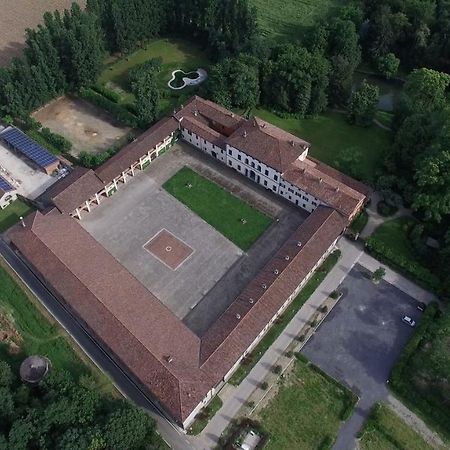 Agriturismo Cascina Farisengo Stagno Lombardo Esterno foto